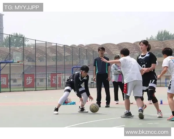 深入分析深圳乒乓球队包夹打法的战术优势与应用技巧 深入分析深圳乒乓球队包夹打法的战术优势与应用技巧