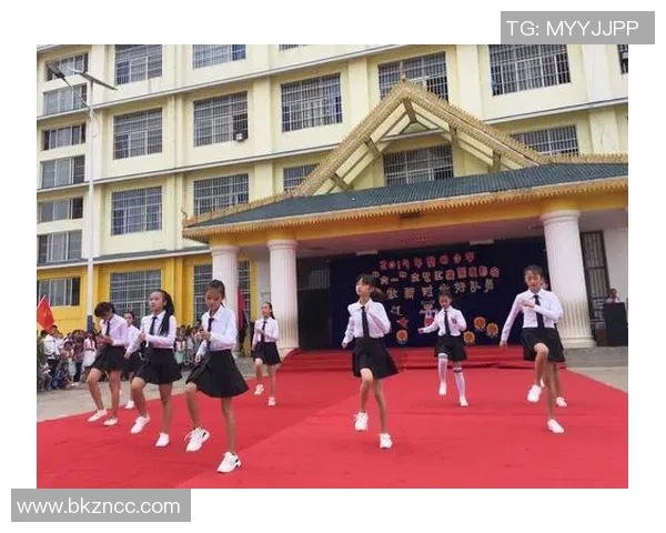 实时新闻杨秀英专访从排球场到人生舞台的精彩旅程回顾